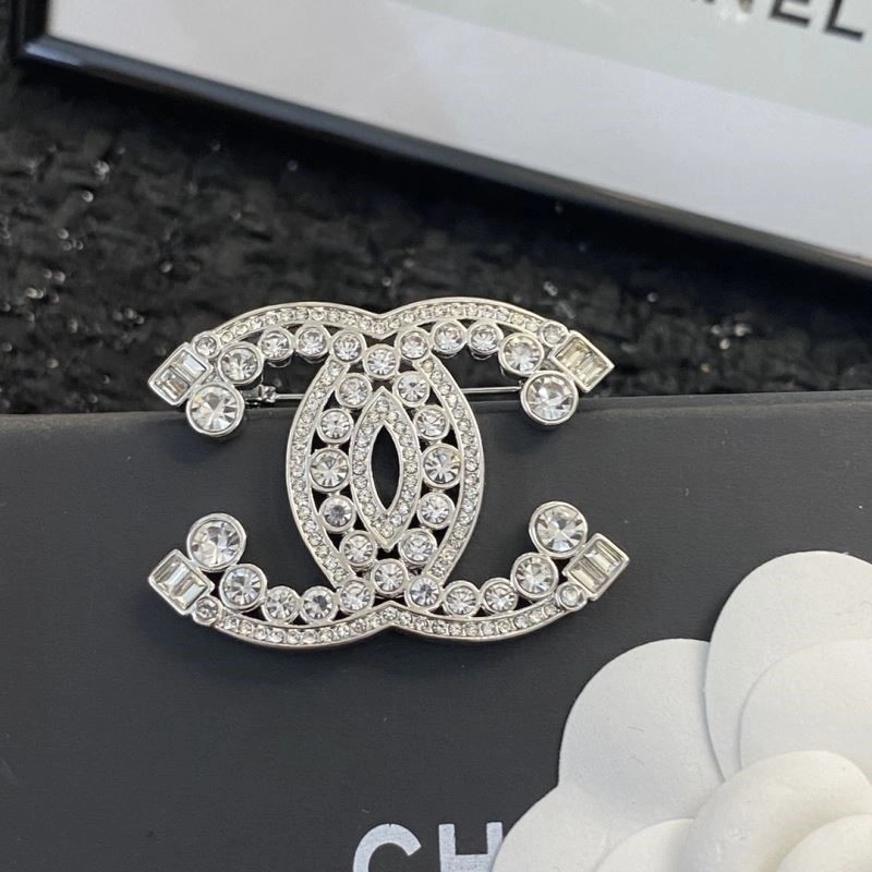 Chanel Brooches Classic 225597