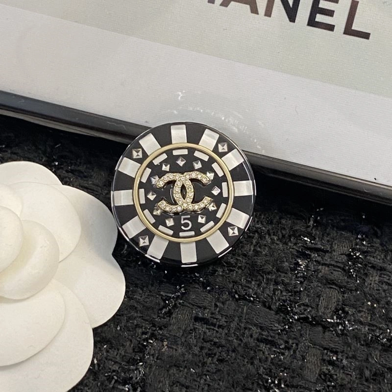 Chanel Brooches Durable 225633