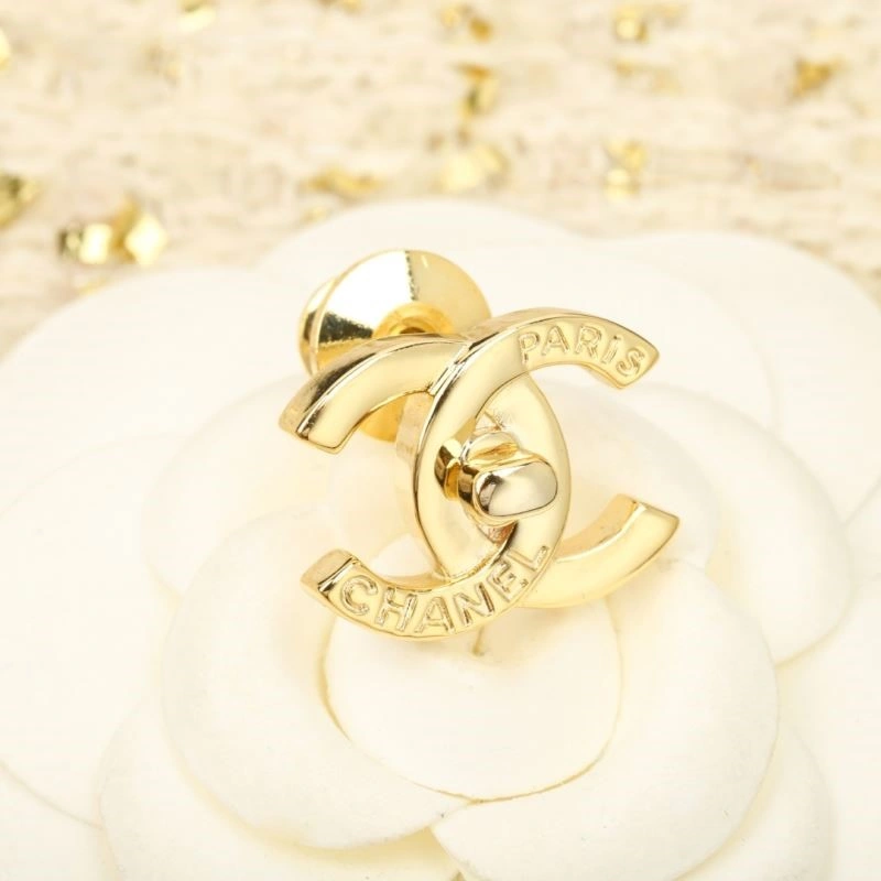 Chanel Brooches StreetReady 225570