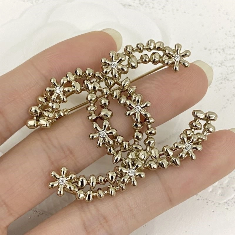 Chanel Brooches Elegant 225566