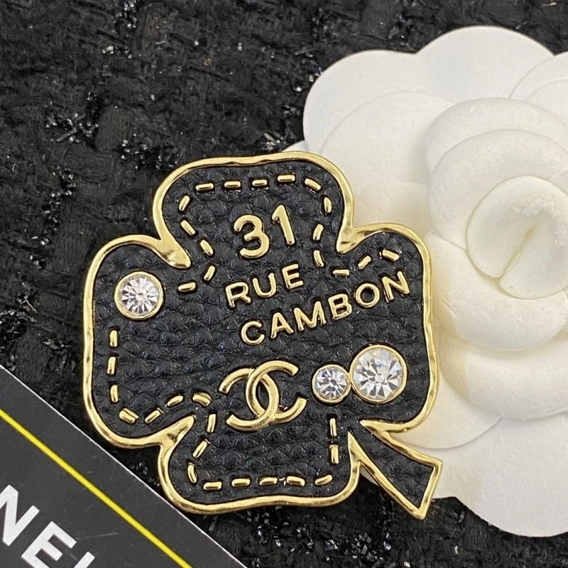 Practical Chanel Brooches 225577