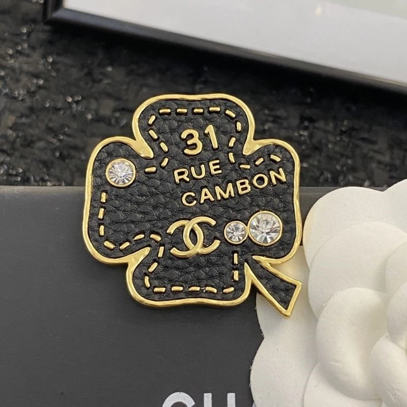 Practical Chanel Brooches 225577