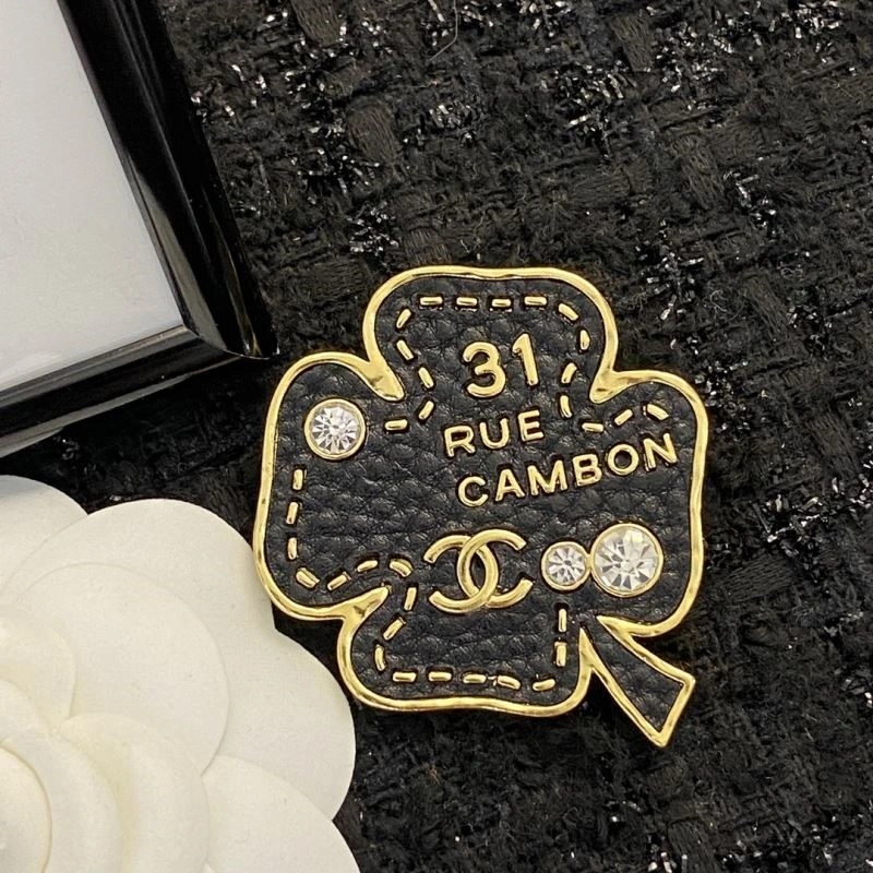 Practical Chanel Brooches 225577