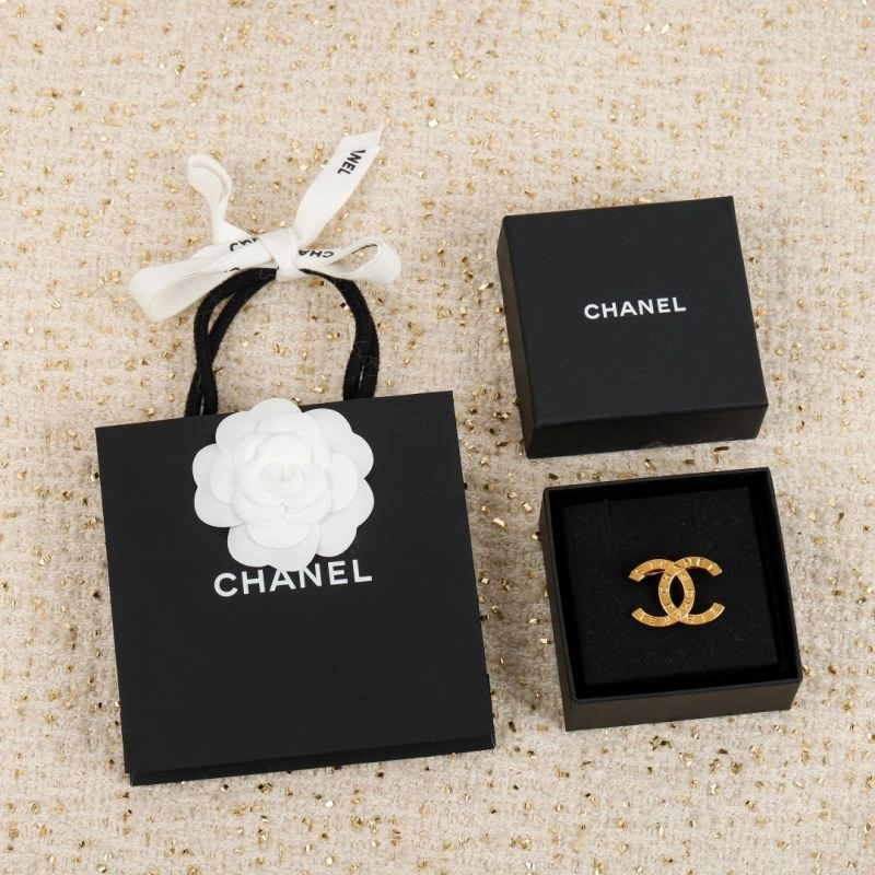 Chanel Brooches Practical 225567