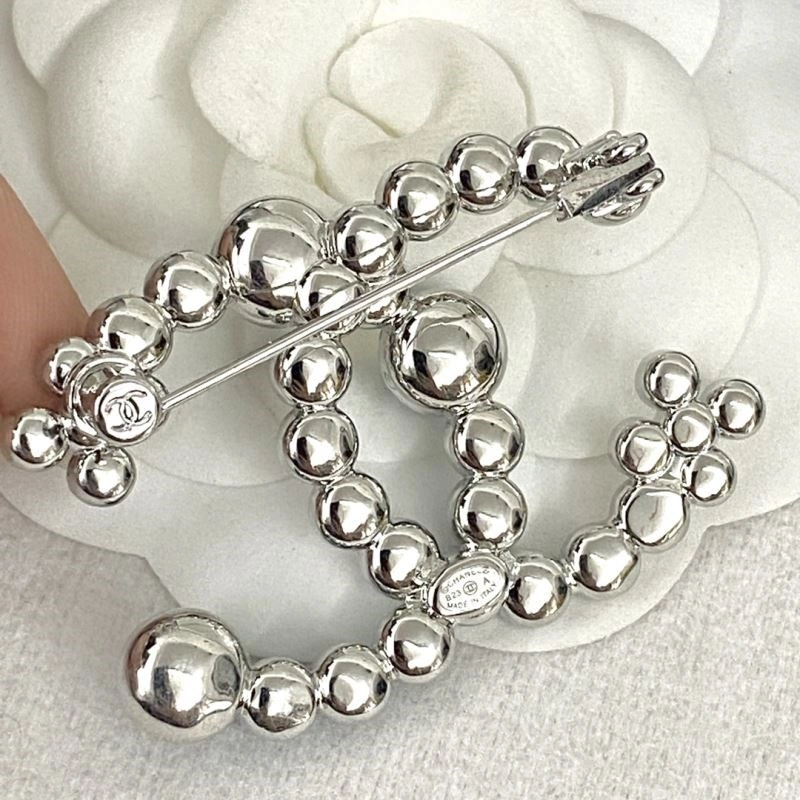 Chic Chanel Brooches 225564