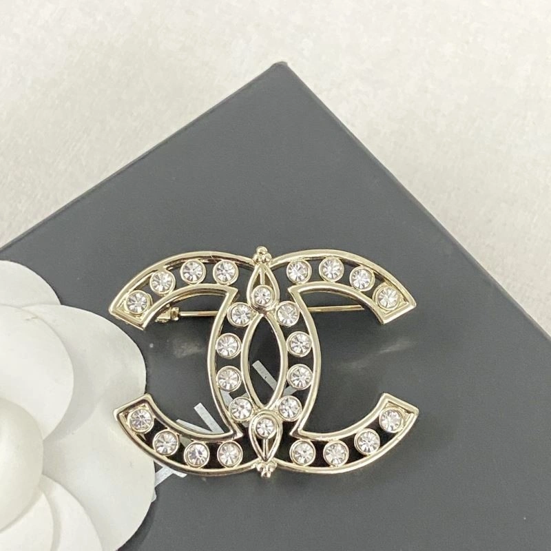 Chanel Brooches BestValue 225561