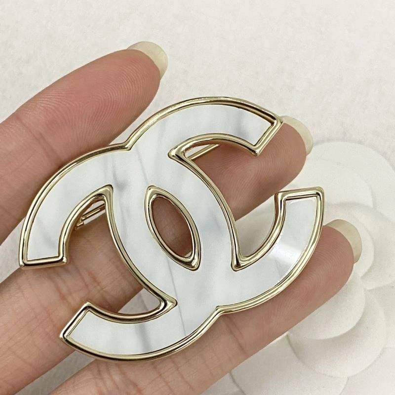 Chanel Brooches Minimalist 225560