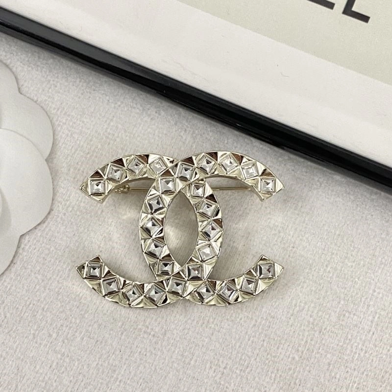 EasyMatch Chanel Brooches 225547