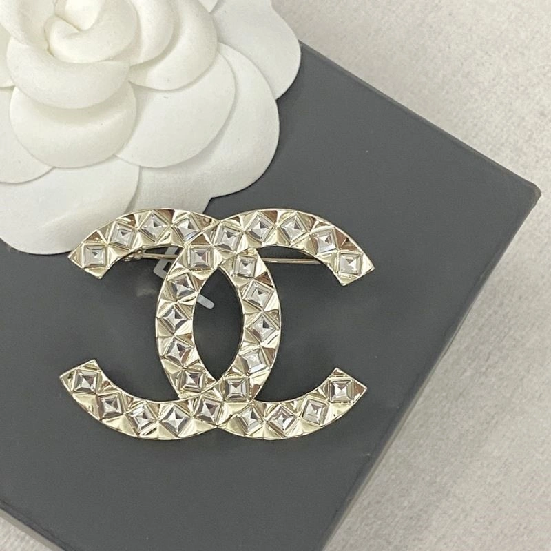 EasyMatch Chanel Brooches 225547