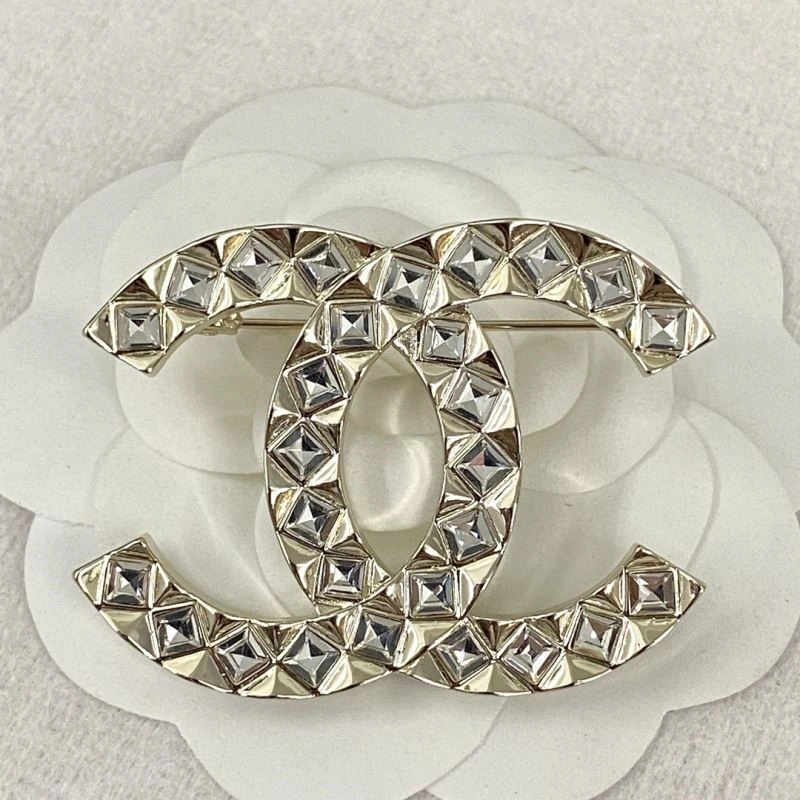 EasyMatch Chanel Brooches 225547