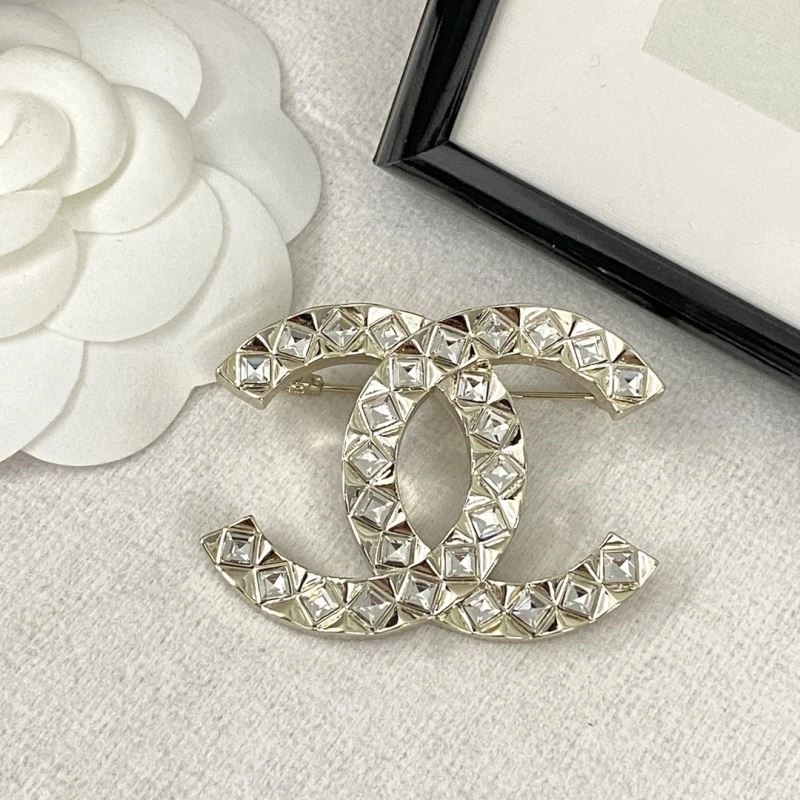 EasyMatch Chanel Brooches 225547