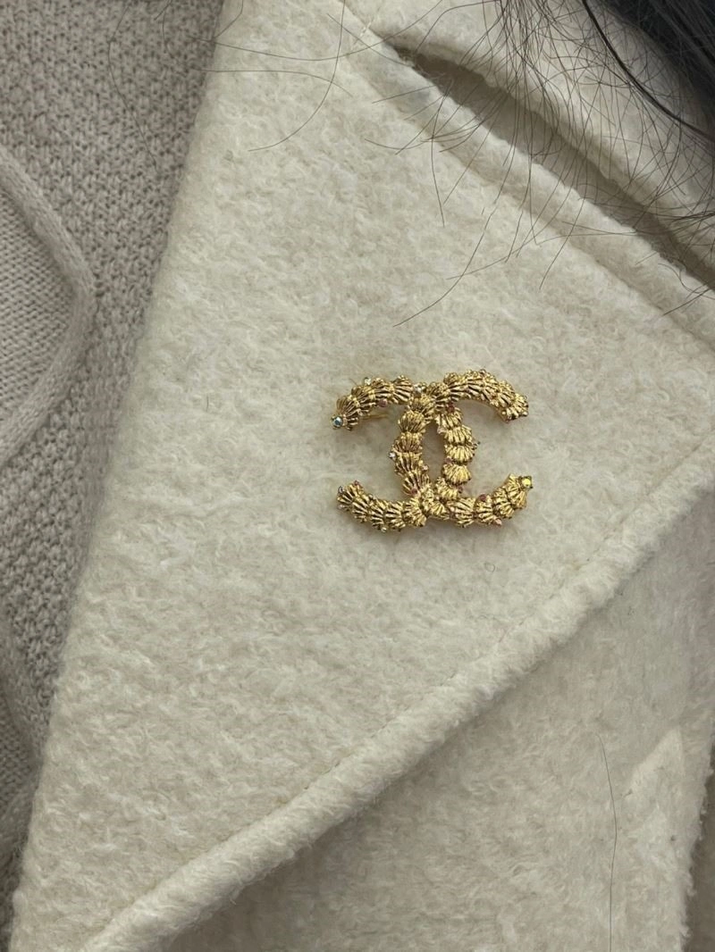 Chanel Brooches Stylish 225612