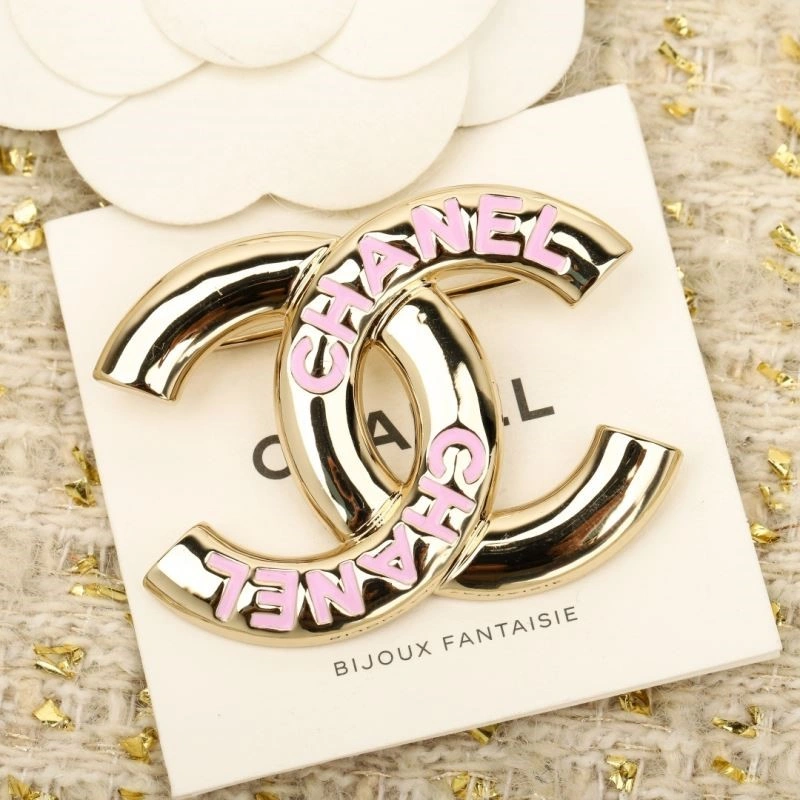 EyeCatching Chanel Brooches 225549