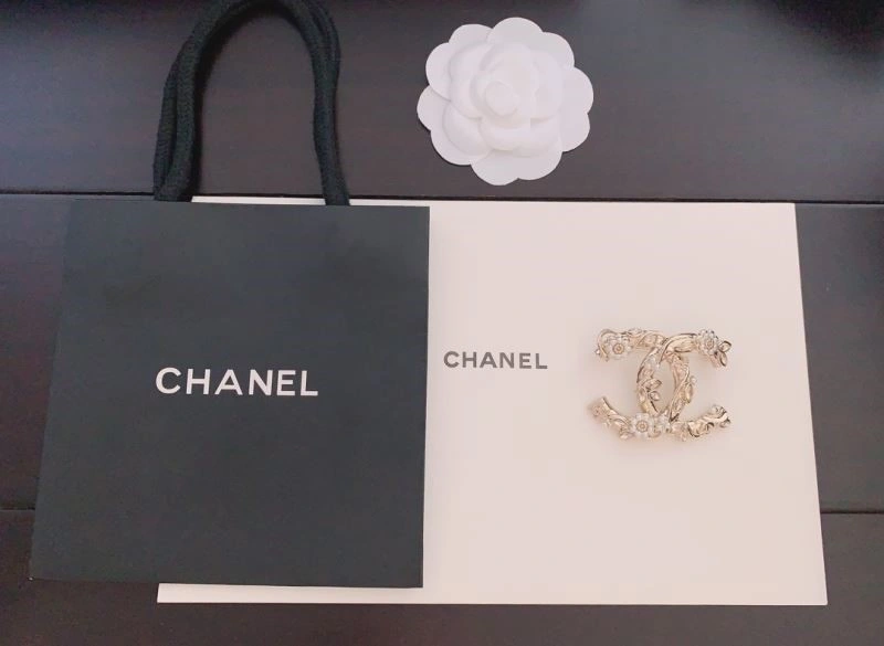 SmartChoice Chanel Brooches 225586
