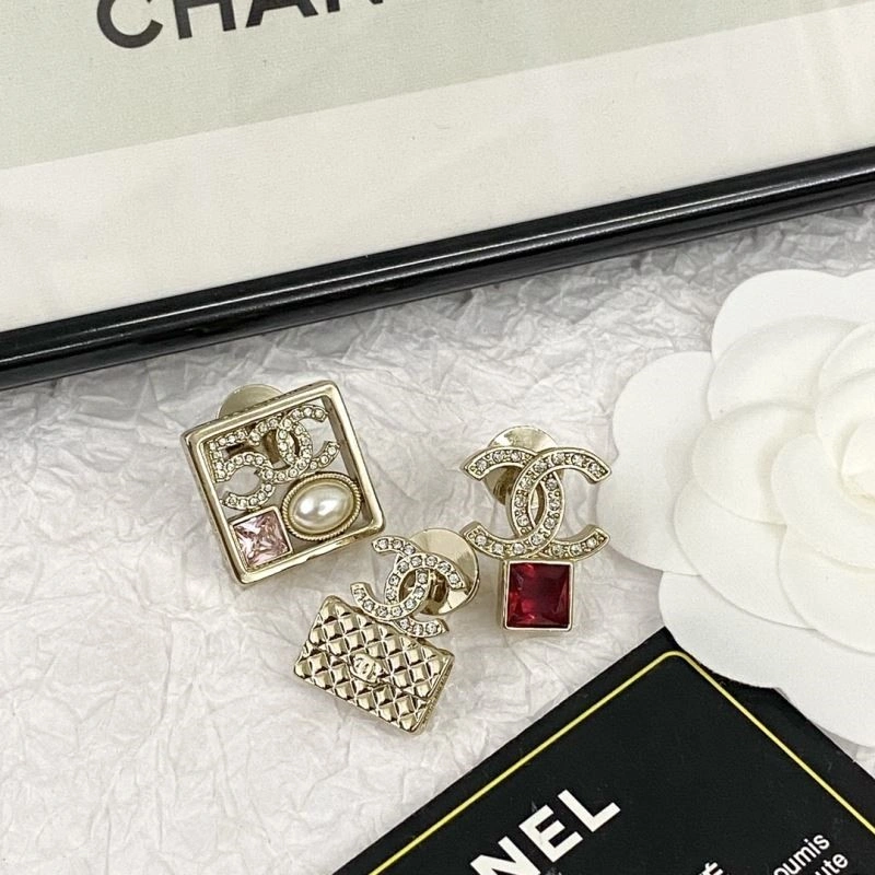 Chanel Brooches Practical 225539