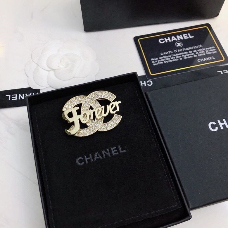 Breathable Chanel Brooches 225528