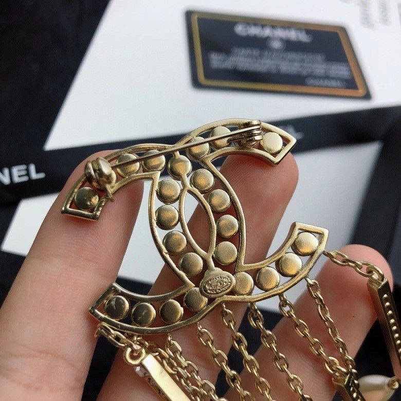 Chanel Brooches RelaxedFit 225545