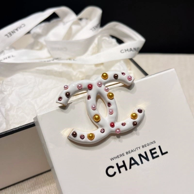 HighPerformance Chanel Brooches 225526