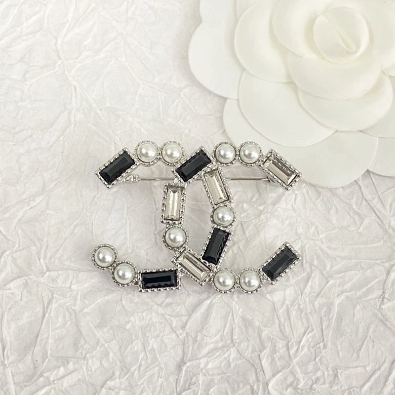 Durable Chanel Brooches 225531