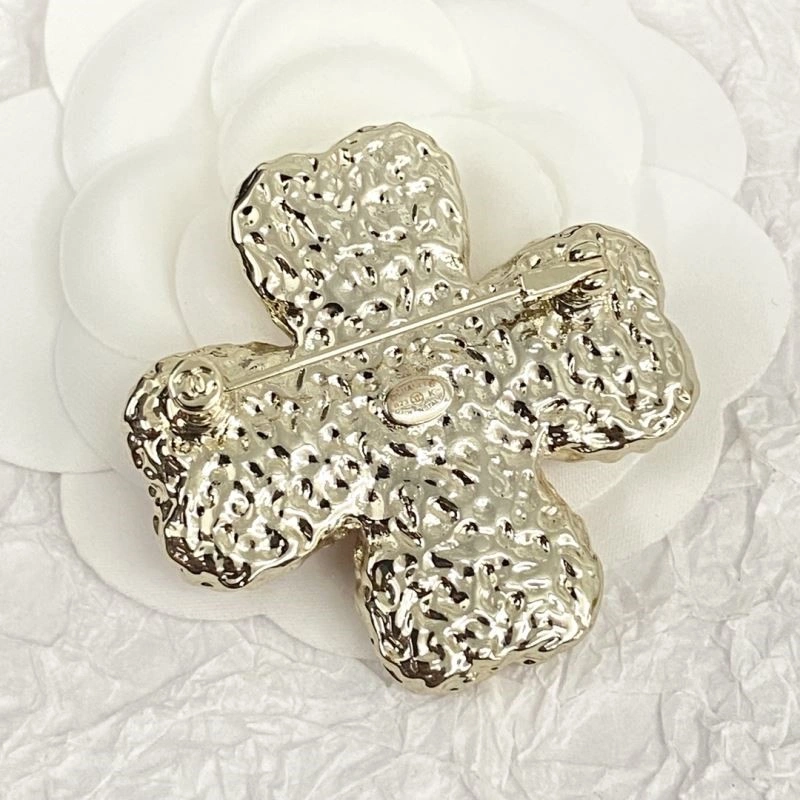 ZeroBulk Chanel Brooches 225620