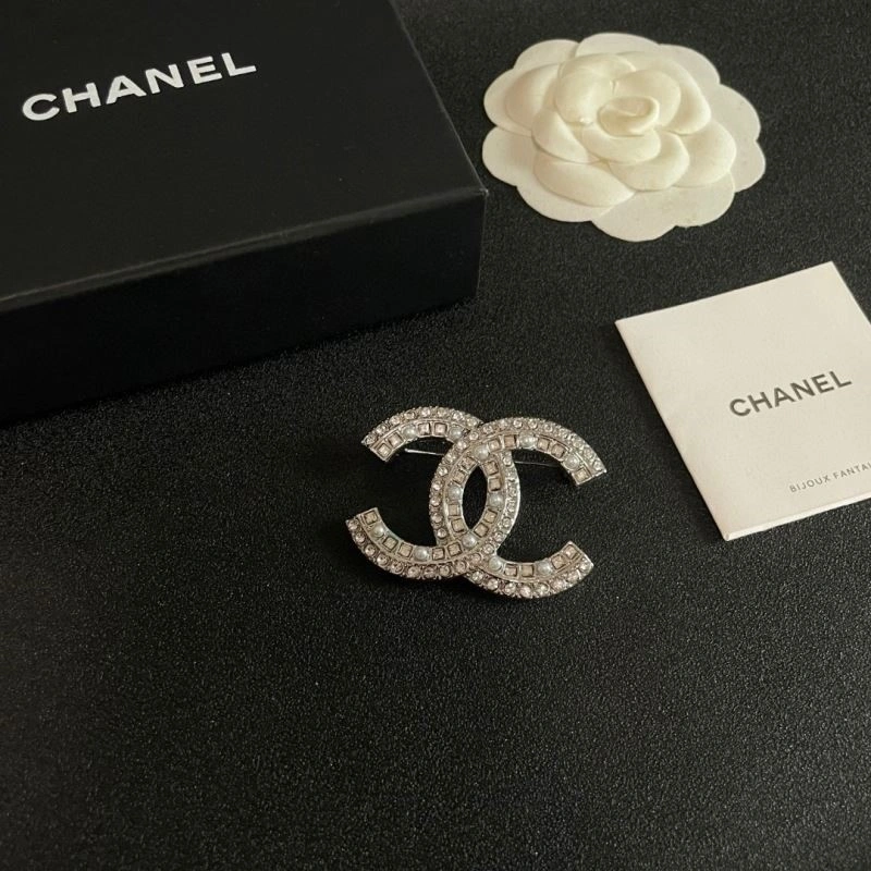 QuickDry Chanel Brooches 225520