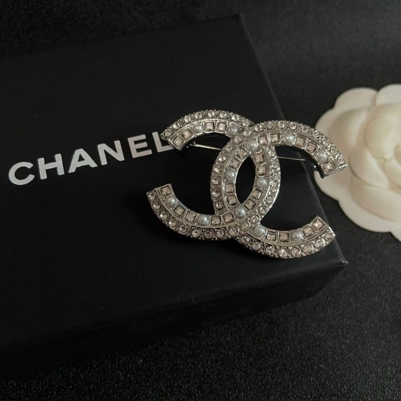 QuickDry Chanel Brooches 225520