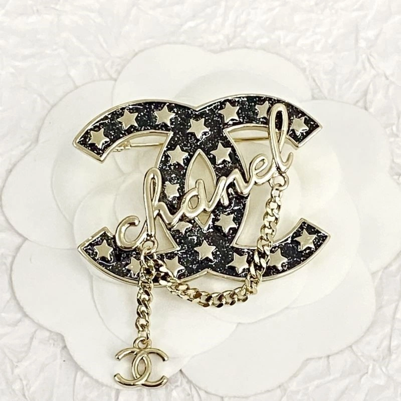 Chic Chanel Brooches 225502