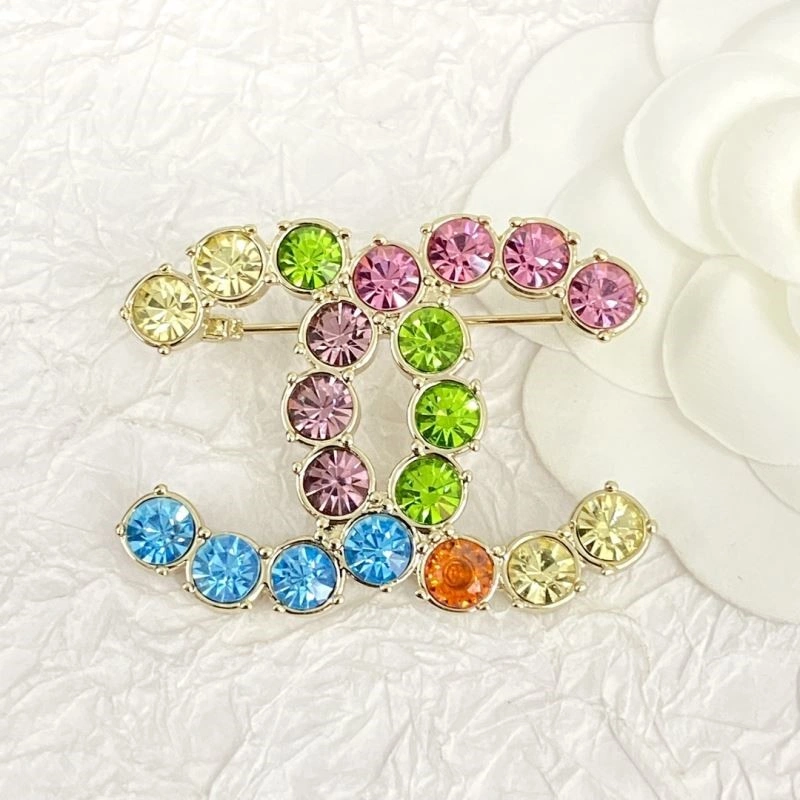 Versatile Chanel Brooches 225546