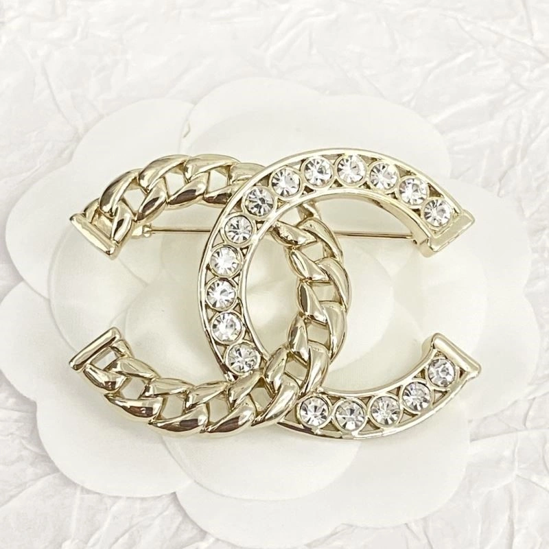 Chanel Brooches ModernLook 225501