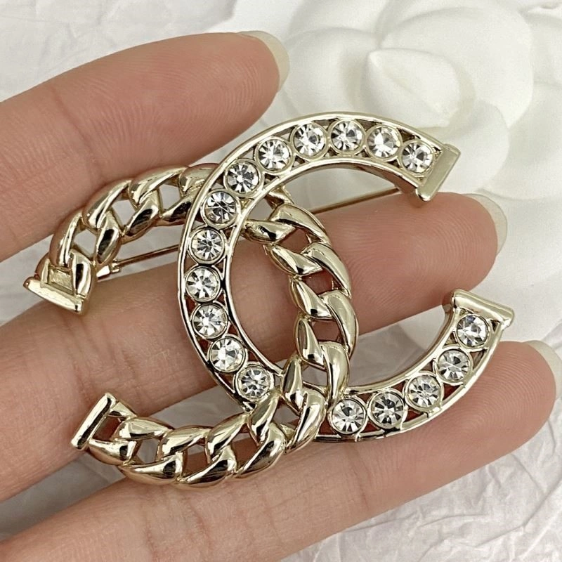 Chanel Brooches ModernLook 225501