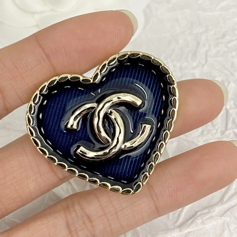 GoAnywhere Chanel Brooches 225495