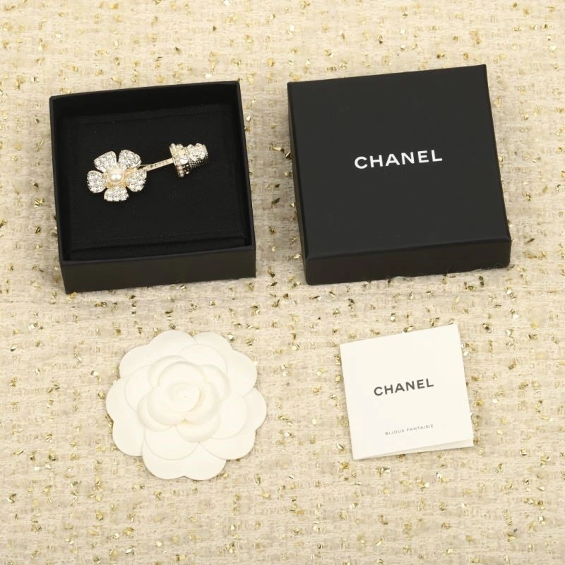 Chanel Brooches WeatherProof 225503