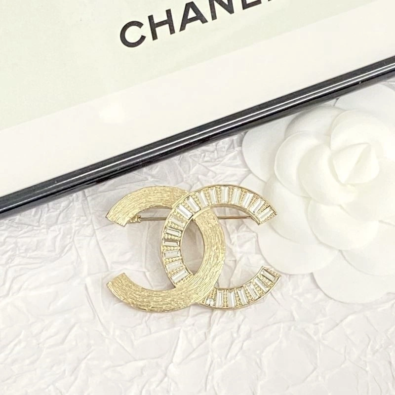 Chanel Brooches SmoothTexture 225479