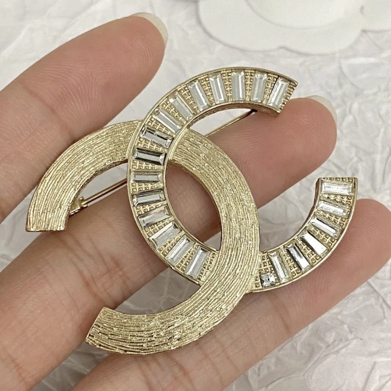 Chanel Brooches SmoothTexture 225479