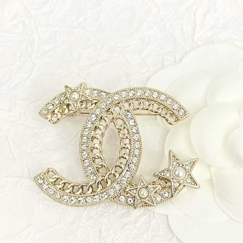 Reliable Chanel Brooches 225481