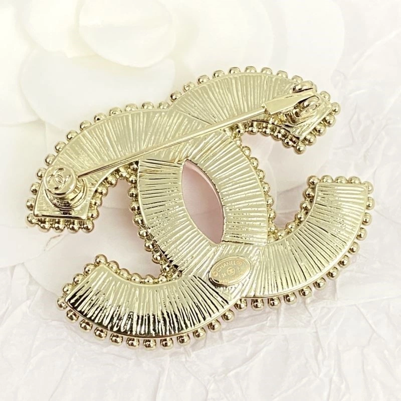 HighPerformance Chanel Brooches 225477
