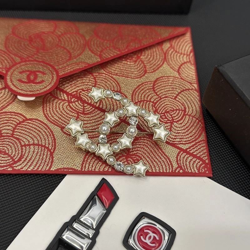 Neat Chanel Brooches 225473