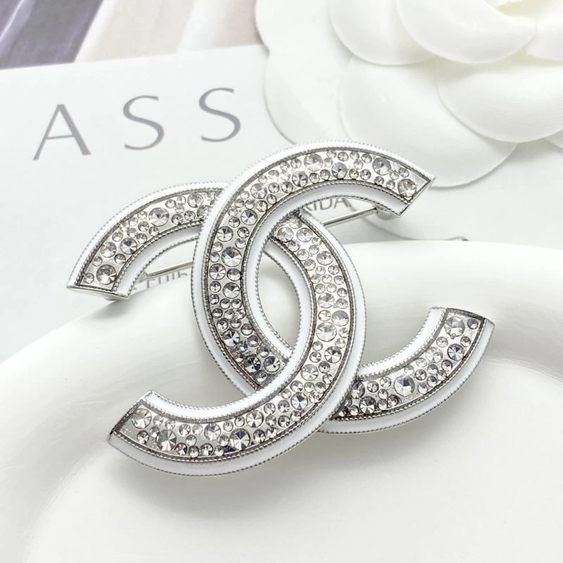 Flexible Chanel Brooches 225480