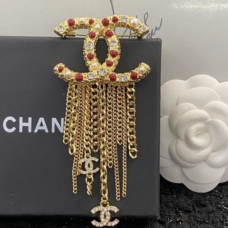 Timeless Chanel Brooches 225462
