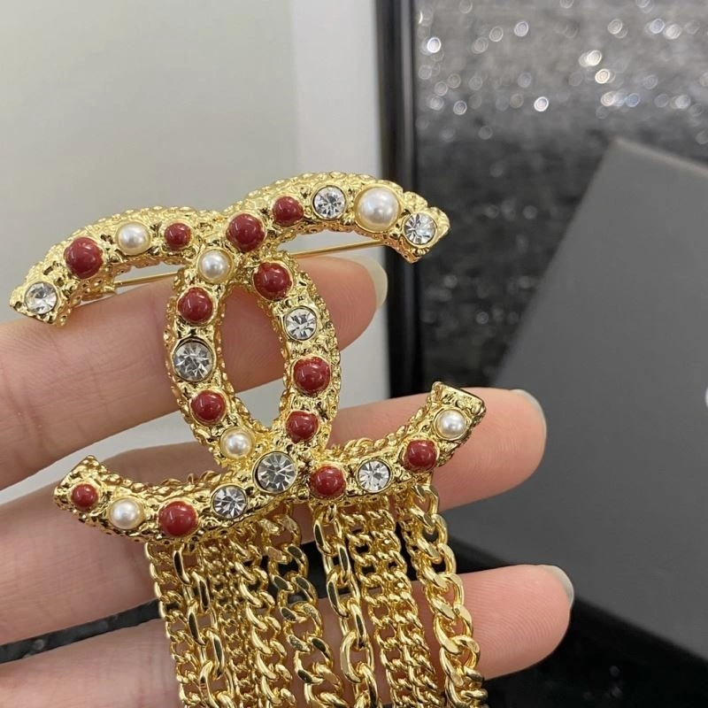 Timeless Chanel Brooches 225462