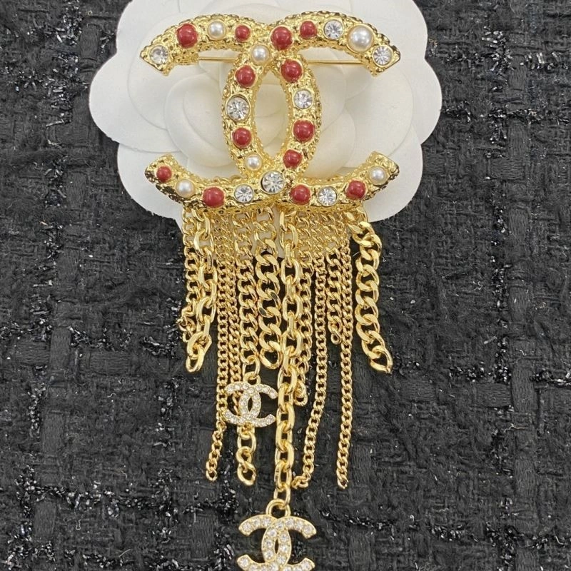 Timeless Chanel Brooches 225462