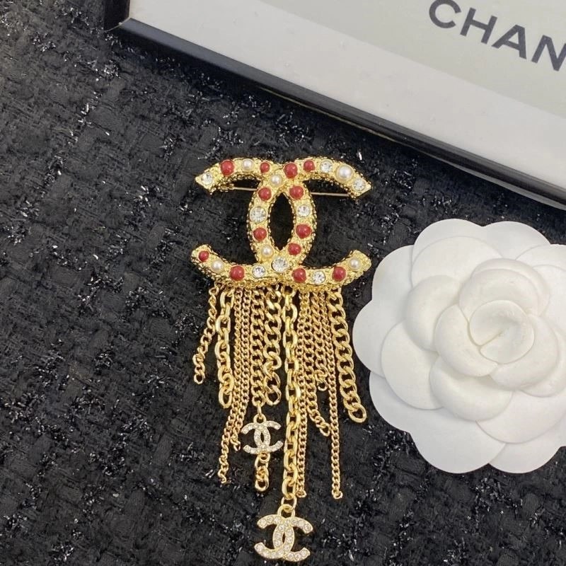 Timeless Chanel Brooches 225462