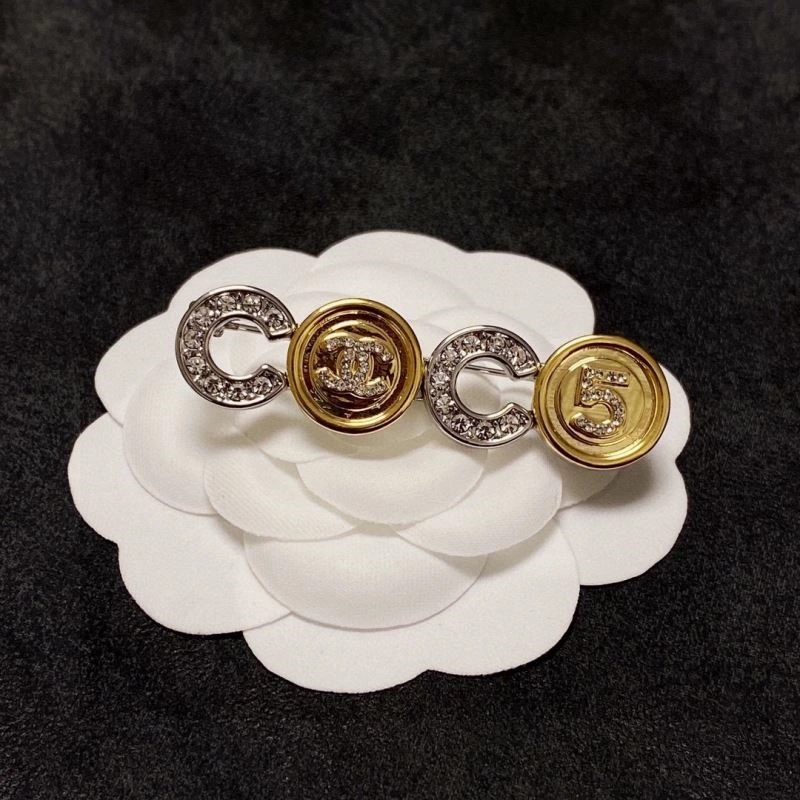 Flexible Chanel Brooches 225448