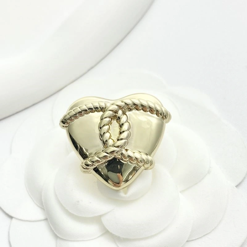 Bright Chanel Brooches 225491