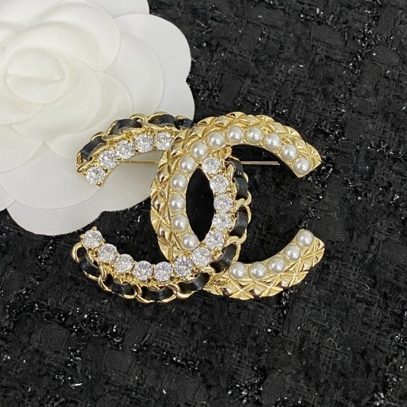 Classic Chanel Brooches 225455