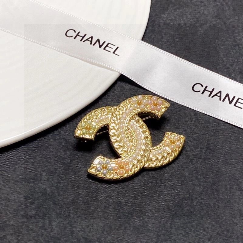 Chic Chanel Brooches 225478