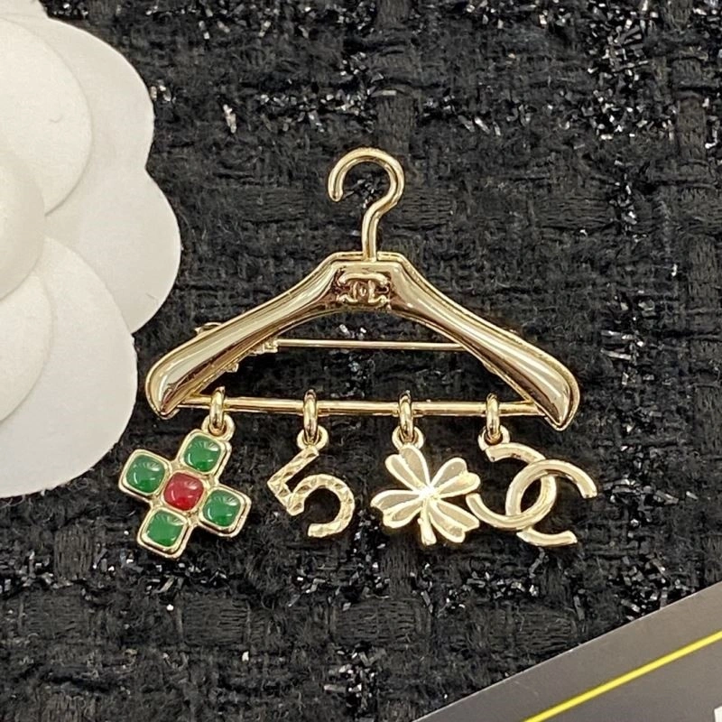 Chanel Brooches Trendy 225425