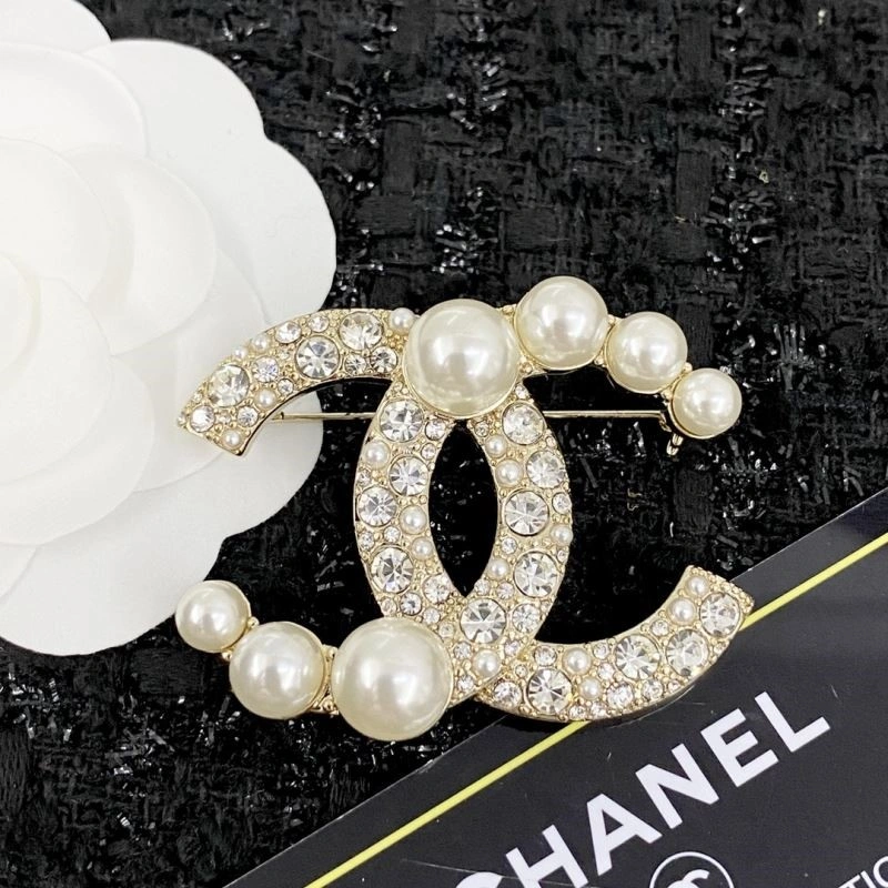 Chanel Brooches ZipUp 225423