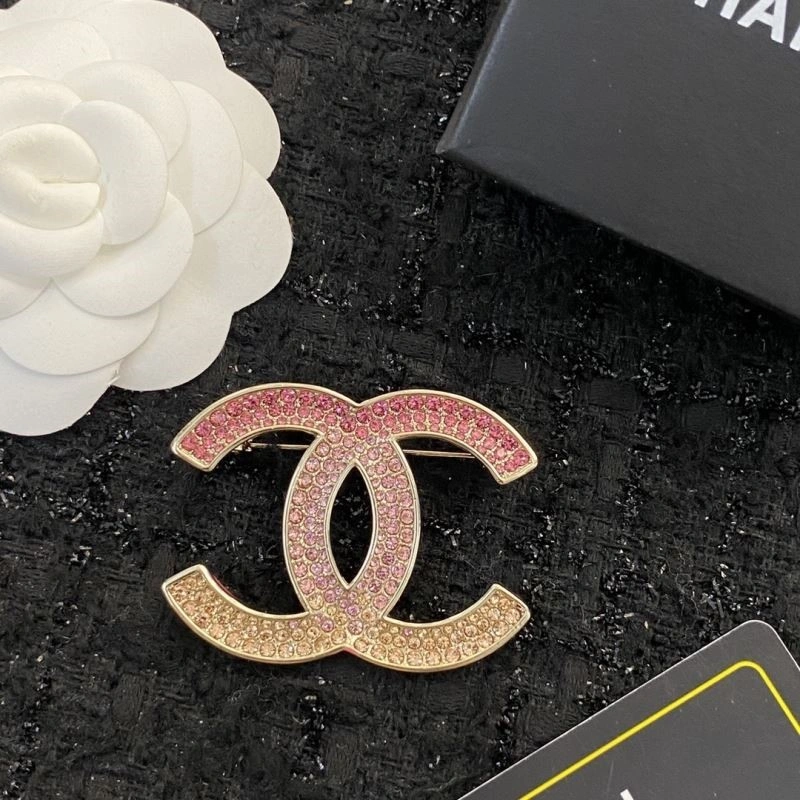 Durable Chanel Brooches 225411