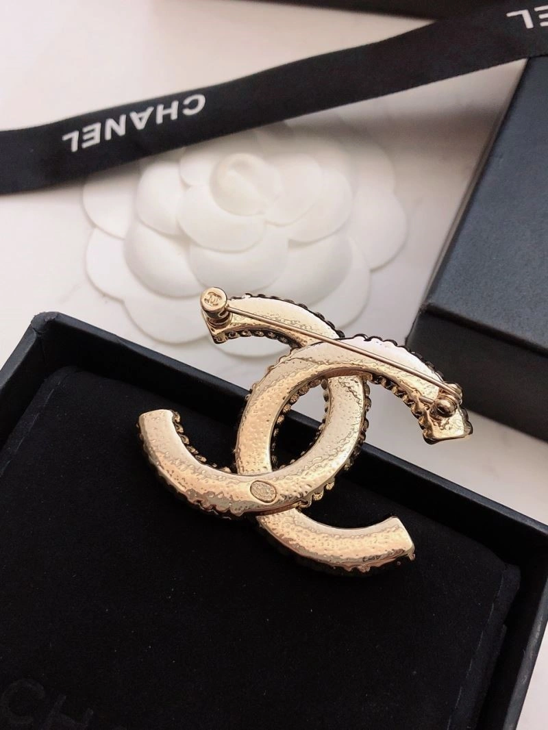 Chanel Brooches Trendsetting 225419